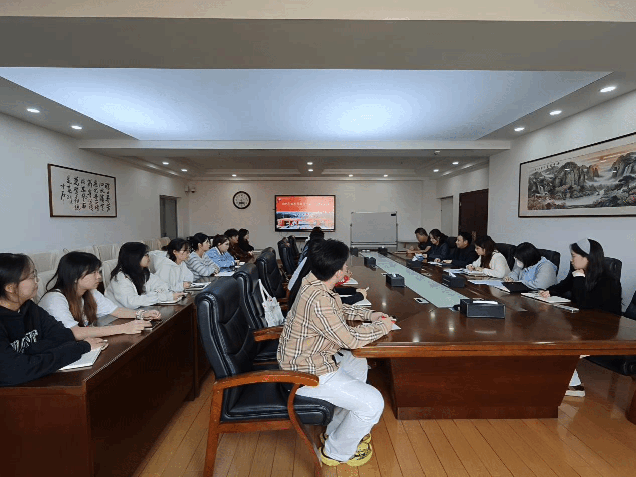 WilliamHill体育2025年秋季学期第一次院领导接待日活动顺利举行