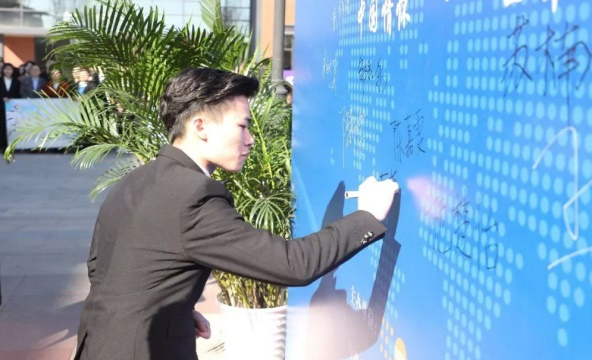 WilliamHill体育